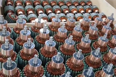 直流電機(jī)轉(zhuǎn)子組件視頻